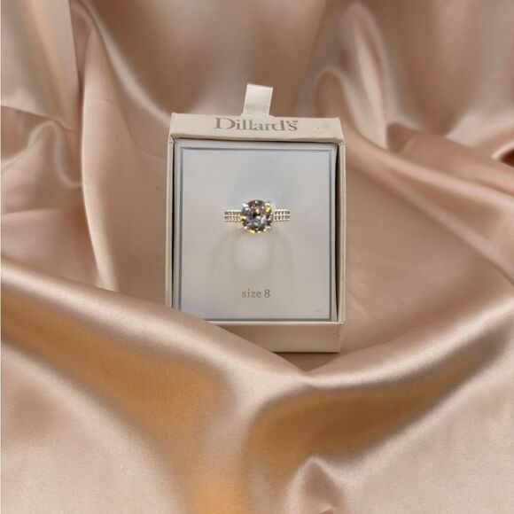 Gold and Silver Women's Ring - Picture 6 of 6